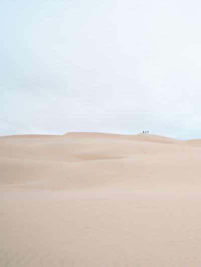 航空摄影的沙漠白天
